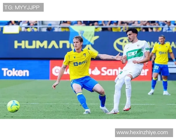 足总杯惊现冷门巴萨与巴黎圣日耳曼战平引发全场热议