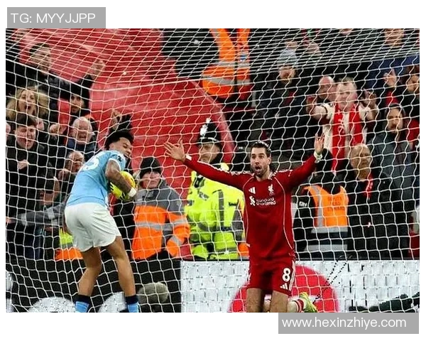 英超大战切尔西大胜巴萨神奇扑救引发争议判罚全场沸腾